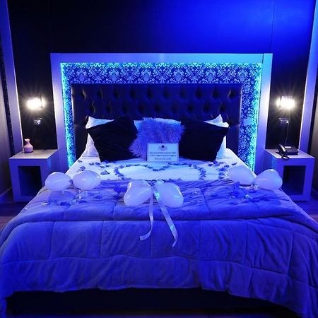 Hotel Angioino & Spa Наполи Екстериор снимка