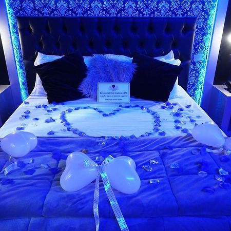 Hotel Angioino & Spa Наполи Екстериор снимка