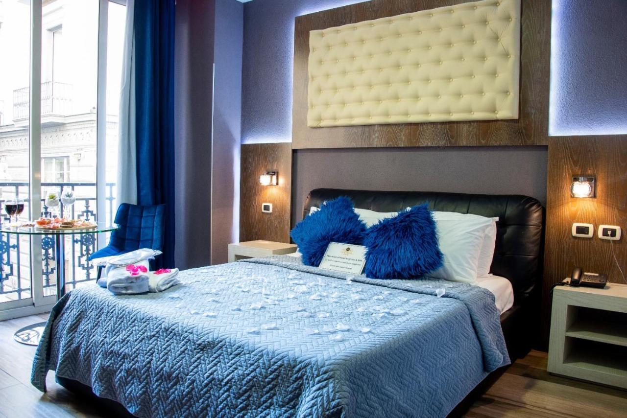 Hotel Angioino & Spa Наполи Екстериор снимка