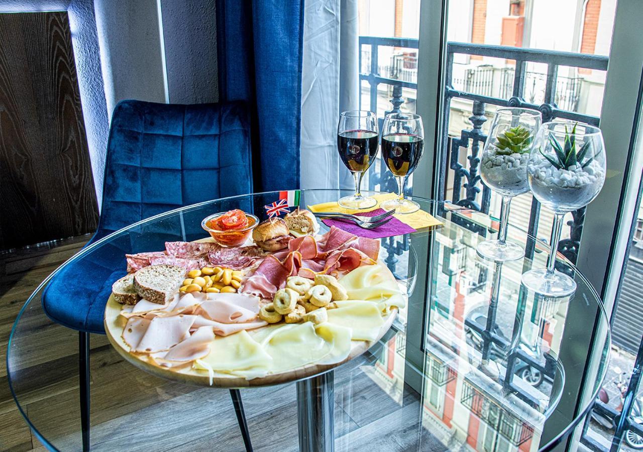 Hotel Angioino & Spa Наполи Екстериор снимка