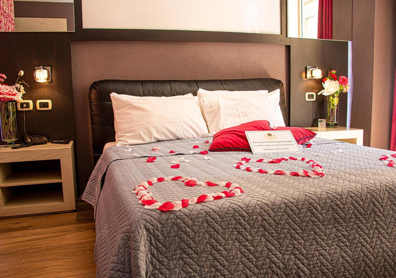 Hotel Angioino & Spa Наполи Екстериор снимка