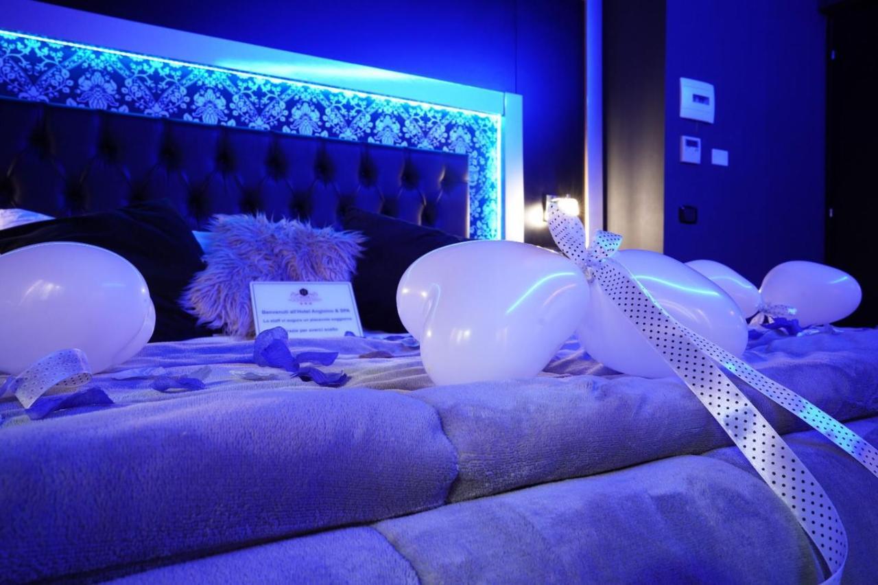 Hotel Angioino & Spa Наполи Екстериор снимка