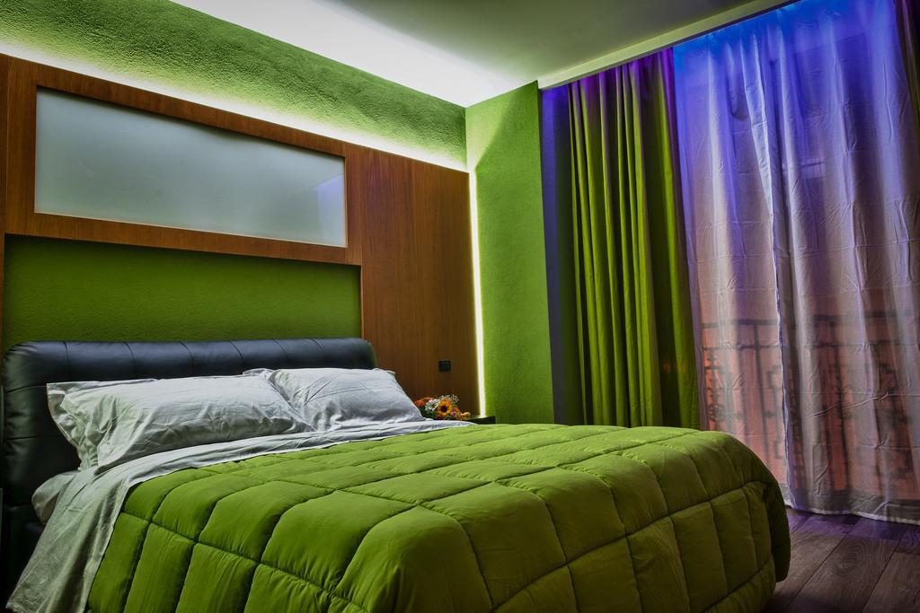 Hotel Angioino & Spa Наполи Екстериор снимка
